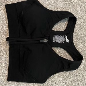 Black Zipper Sportsbra